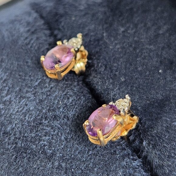 True VTG 80s 14K Solid Gold Natural Amethyst & Diamond Stud Earrings - Picture 5 of 15